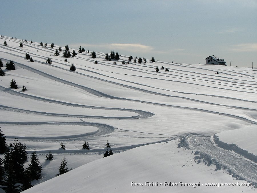 35 Le piste per sciare, ciaspolare, camminare, ci sono.jpg